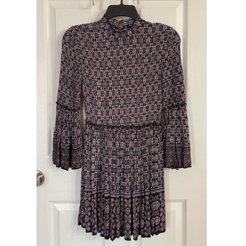 Forever 21 Smock Long Sleeve Dress